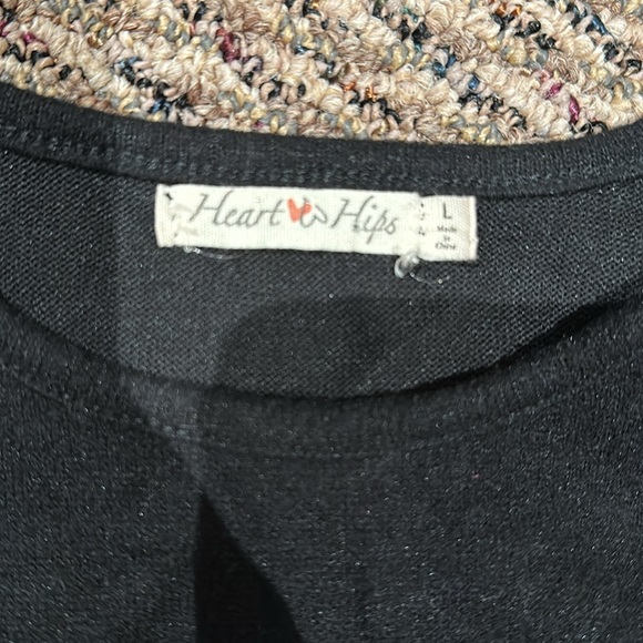 Black Long Sleeve with sleeve Cutouts - Picture 4 of 4